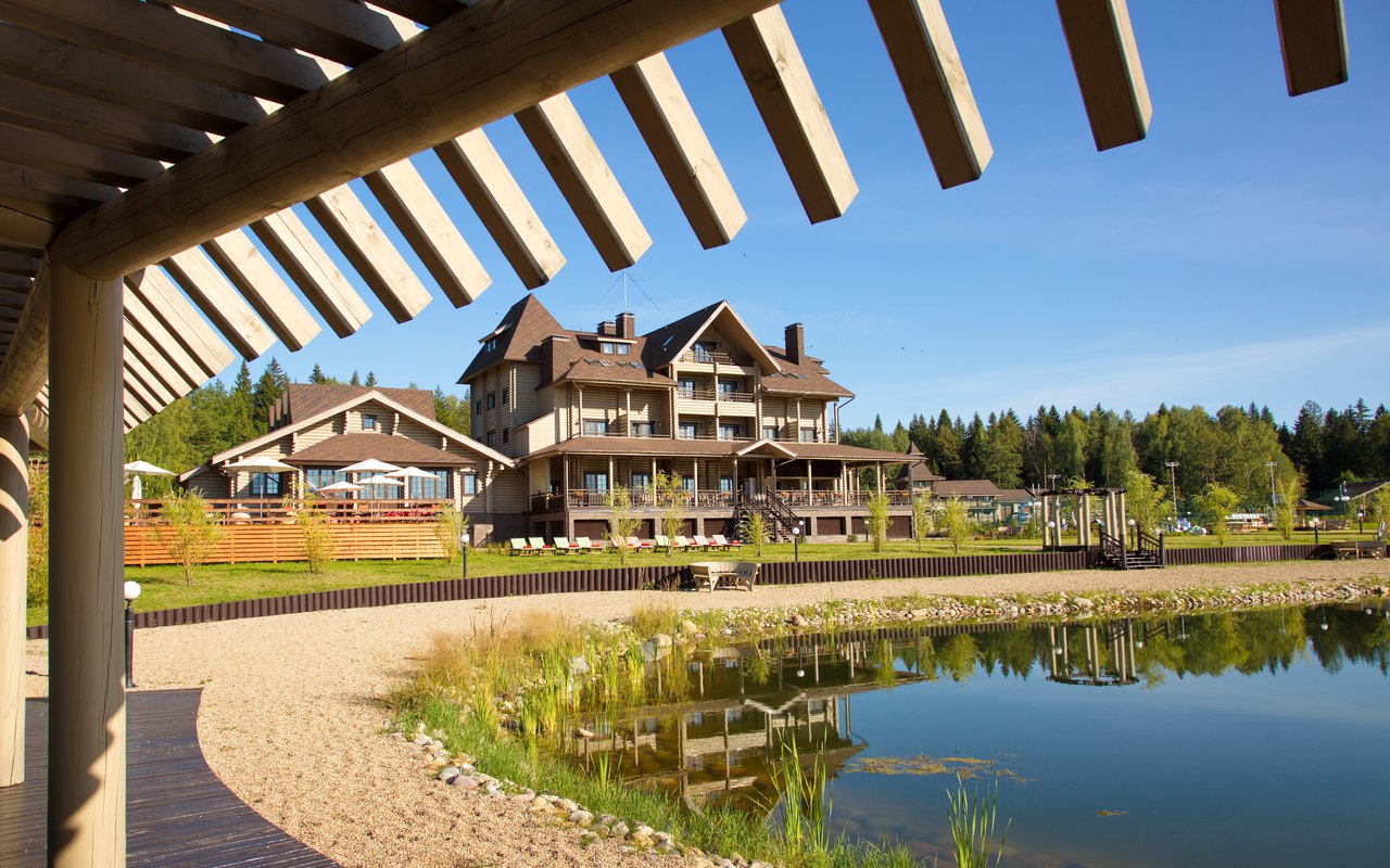 Преимущества отдыха в загородном отеле в Подмосковье