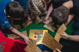 Чем интересны квесты для детей: развлечение с пользой для ума и творчества